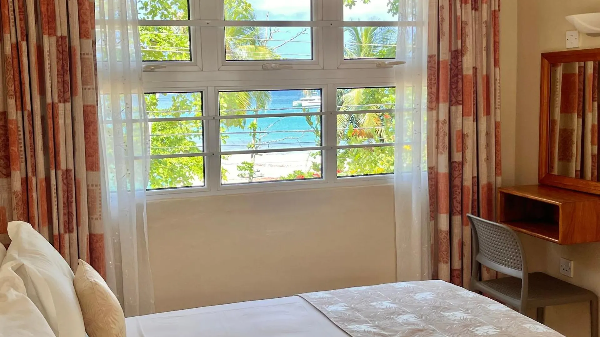 Panorama Guesthouse Apartments Beau Vallon Beach 0*, Бо-Валлон Сейшельские острова